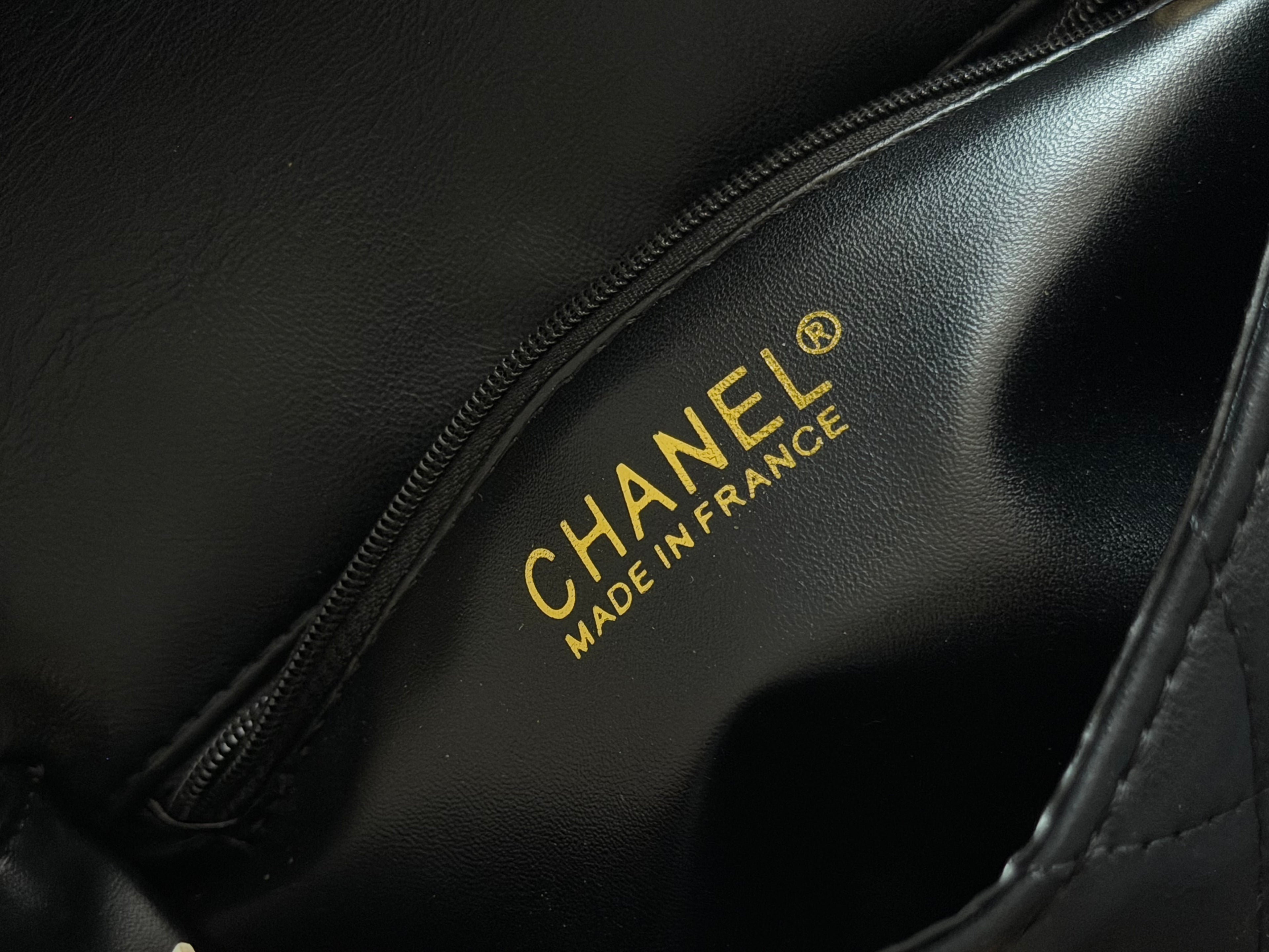 Chanel Lambskin Alike - Exclusive GWP bag with 5 charm