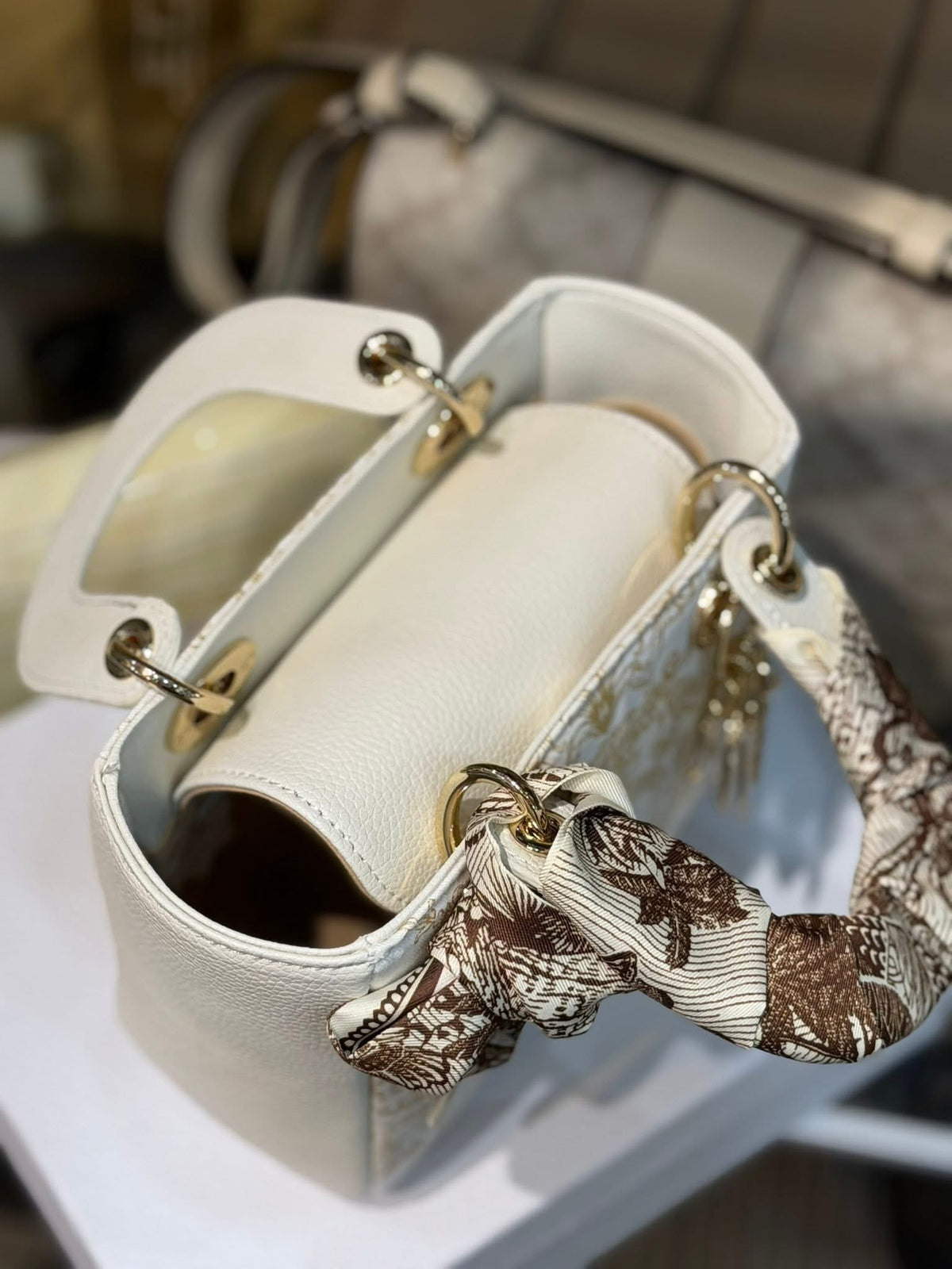 Dior Hand Bag GWP-VIP Item